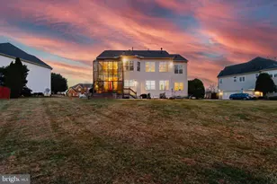 22407 Dolomite Hills Dr, Ashburn, VA 20148 - Photo 7