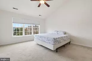 21770 Ladyslipper Sq, Ashburn, VA 20147 - Photo 9