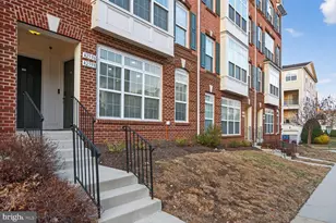 42598 Cardinal Trace Terrace, Brambleton, VA 20148 - Photo 3