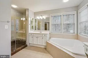 20338 Cliftons Point St, Potomac Falls, VA 20165 - Photo 29