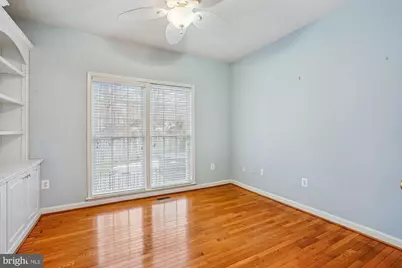 20338 Cliftons Point Street, Potomac Falls, VA 20165 - Photo 9