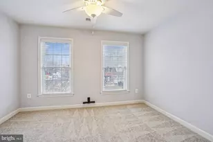 20338 Cliftons Point St, Potomac Falls, VA 20165 - Photo 33