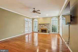 20338 Cliftons Point St, Potomac Falls, VA 20165 - Photo 7