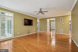 20338 Cliftons Point St, Potomac Falls, VA 20165 - Photo 23