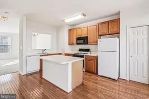 45482 Pine Trail Terrace, Sterling, VA 20164 - Photo 7