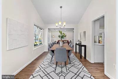 103 E Meadowland Lane, Sterling, VA 20164 - Photo 9