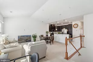 42116 Piebald Square, Aldie, VA 20105 - Photo 5