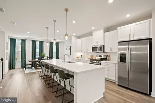 24125 Newtonmore Ter, Sterling, VA 20166 - Photo 9