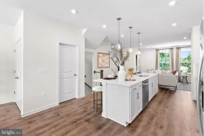 12346 Mystic Maroon Terrace, Ashburn, VA 20147 - Photo 9