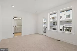 19874 Yellow Daisy Ter, Ashburn, VA 20147 - Photo 27