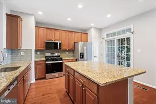 22982 Fox Fire Terrace, Brambleton, VA 20148 - Photo 17