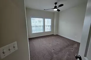 25470 Hartland Orch Ter, Chantilly, VA 20152 - Photo 29