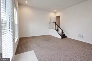 25470 Hartland Orch Ter, Chantilly, VA 20152 - Photo 9