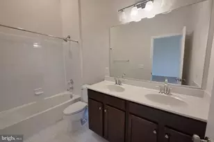 25470 Hartland Orch Ter, Chantilly, VA 20152 - Photo 7