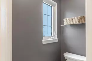 43372 Burke Dale St, Chantilly, VA 20152 - Photo 35