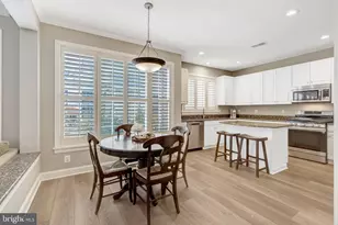 43372 Burke Dale St, Chantilly, VA 20152 - Photo 15