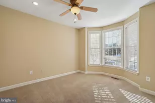 25730 S S Village Dr, Chantilly, VA 20152 - Photo 29