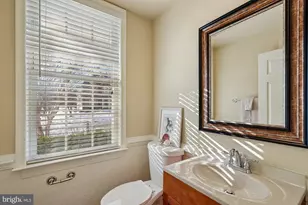 25730 S S Village Dr, Chantilly, VA 20152 - Photo 33