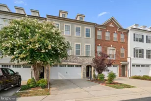 22201 Falling Terrace, Ashburn, VA 20148 - Photo 3