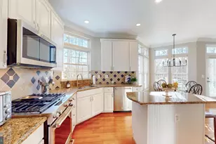 47421 River Crest St, Sterling, VA 20165 - Photo 9