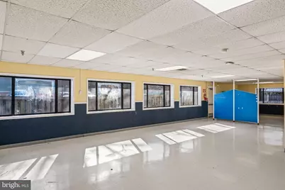 211 Edds Lane, Sterling, VA 20165 - Photo 9