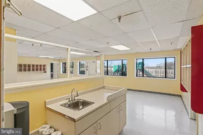 211 Edds Lane, Sterling, VA 20165 - Photo 23