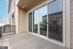 20692 Glenmont Ter, Ashburn, VA 20147 - Photo 15