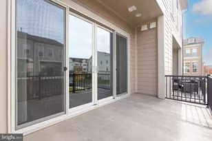 20692 Glenmont Ter, Ashburn, VA 20147 - Photo 9