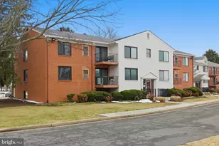 125 Clubhouse Dr SW, Leesburg, VA 20175 - Photo 3