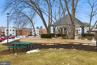 125 Clubhouse Drive SW #UNIT 8, Leesburg, VA 20175 - Photo 5