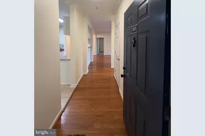 20453 Chesapeake Square #101, Sterling, VA 20165 - Photo 3