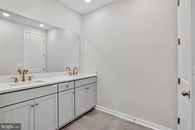 42139 Gilded Stone Terrace, Brambleton, VA 20148 - Photo 19