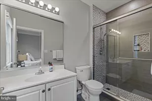 19598 Saratoga Springs Pl, Ashburn, VA 20147 - Photo 47