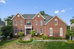 19598 Saratoga Springs Pl, Ashburn, VA 20147 - Photo 3