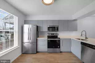 1010 Clymer Ct NE, Leesburg, VA 20176 - Photo 3