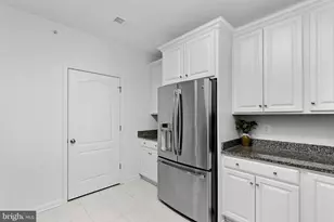 41895 Cathedral Valley Square, Aldie, VA 20105 - Photo 9