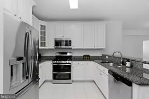 41895 Cathedral Valley Square, Aldie, VA 20105 - Photo 7