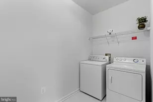 41895 Cathedral Valley Square, Aldie, VA 20105 - Photo 33