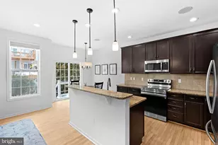 303 Dublin Square, Purcellville, VA 20132 - Photo 9