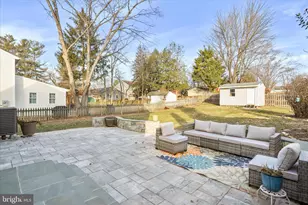 408 Blue Ridge Ave NE, Leesburg, VA 20176 - Photo 7