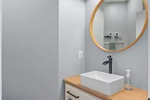 43344 Markham Pl, Ashburn, VA 20147 - Photo 23