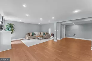 43344 Markham Pl, Ashburn, VA 20147 - Photo 47