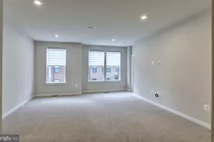 44531 Wolfhound Sq, Ashburn, VA 20147 - Photo 13