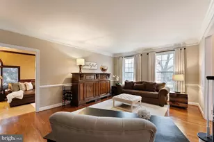 19770 Willowdale Pl, Ashburn, VA 20147 - Photo 11