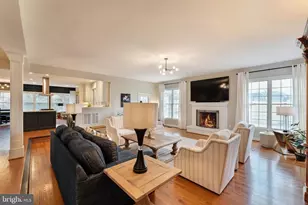 19770 Willowdale Pl, Ashburn, VA 20147 - Photo 17