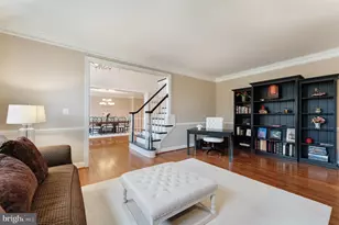 19770 Willowdale Pl, Ashburn, VA 20147 - Photo 9