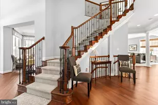 21374 Fairhunt Dr, Ashburn, VA 20148 - Photo 3