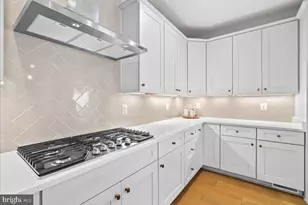 42104 Creighton Rd, Ashburn, VA 20148 - Photo 9