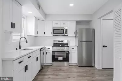 920 Windsor Court, Sterling, VA 20164 - Photo 7