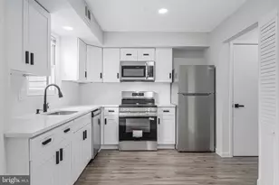 920 Windsor Ct, Sterling, VA 20164 - Photo 7